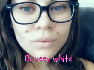 Dazeey_white
