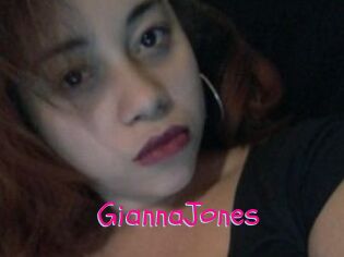 Gianna_Jones