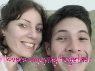 Hot_lovers_enjoying_together