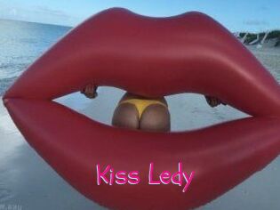 Kiss_Ledy