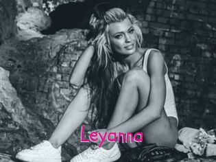 Leyanna Spanking Sarah