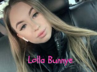 Lolla_Bunnye