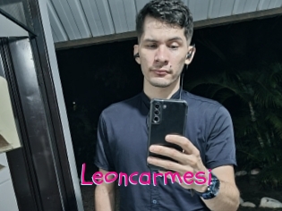 leoncarmesi Spanking Sarah