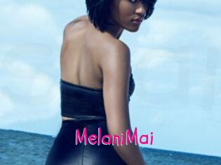 MelaniMai
