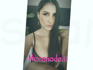 Macanadalii
