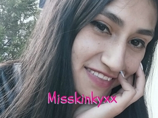 Misskinkyxx