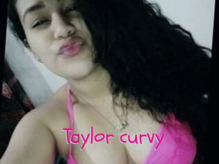 Taylor_curvy