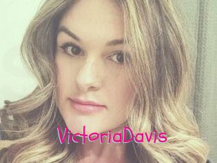 Victoria_Davis